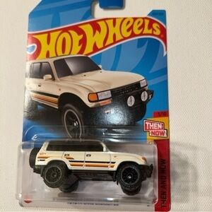 Toyota Land Cruiser 80 Beige Hot‎ Wheels Then And Now 2023 #204 Short Card